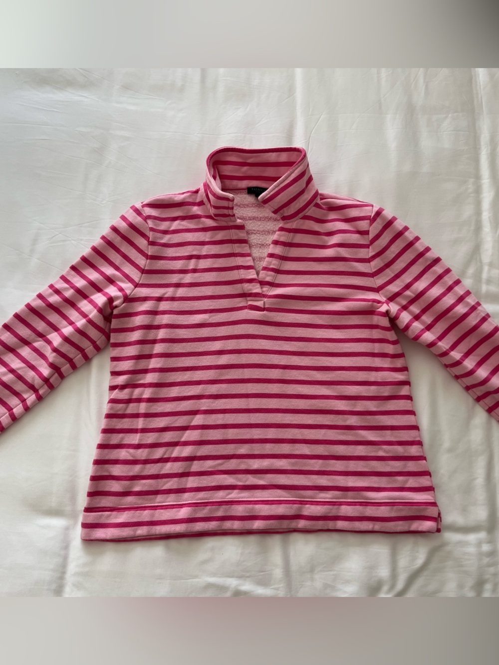 Pink pullover - Picture 1 of 2
